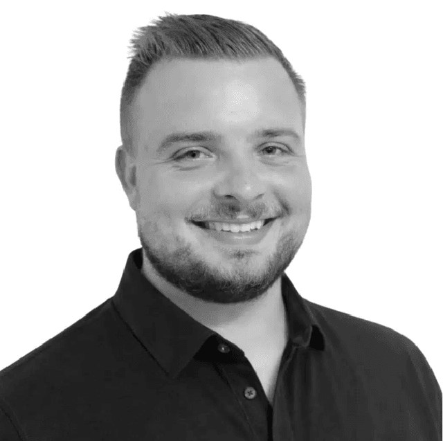 Arron Sharp, Finance Broker